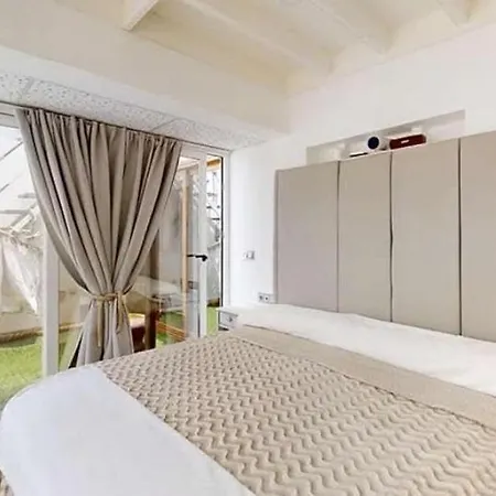El Charco Dream House 度假居 阿雷西费